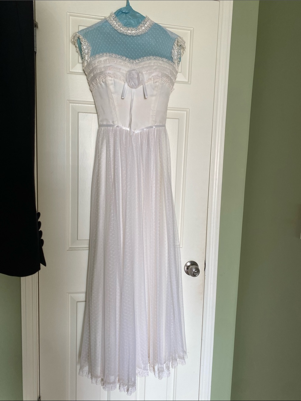 Vintage Elegant White Lace Wedding Dress with Sheer Polka Yoke